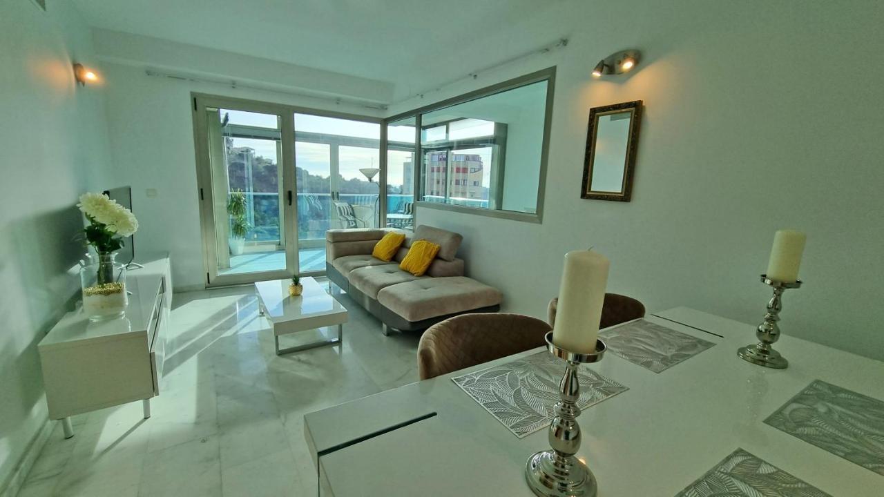 Skyline 14 Large And Sunny All-Day Balcony With Stunning Sea Views Бенидорм Экстерьер фото